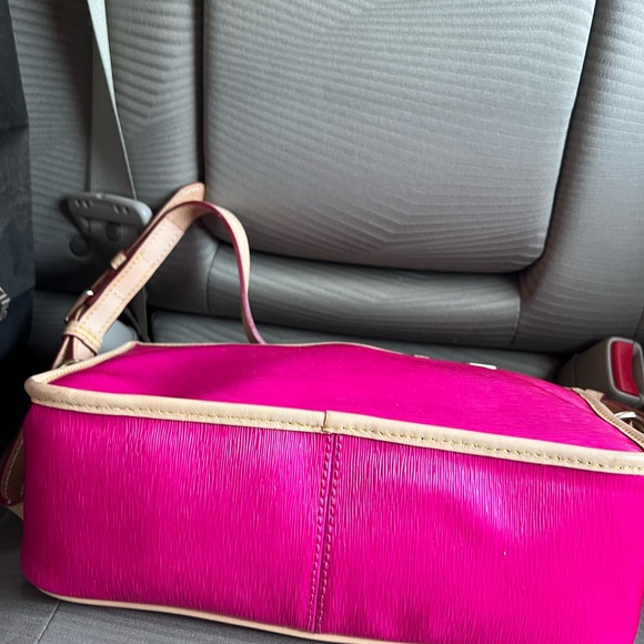 NWT Dooney & Bourke Large Hot Pink Equestrian - Picture 4 of 8